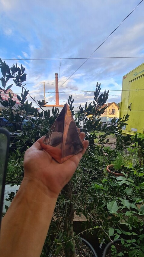 chapeau cuivre massif pour pyramide format nubienne au nombre d'or